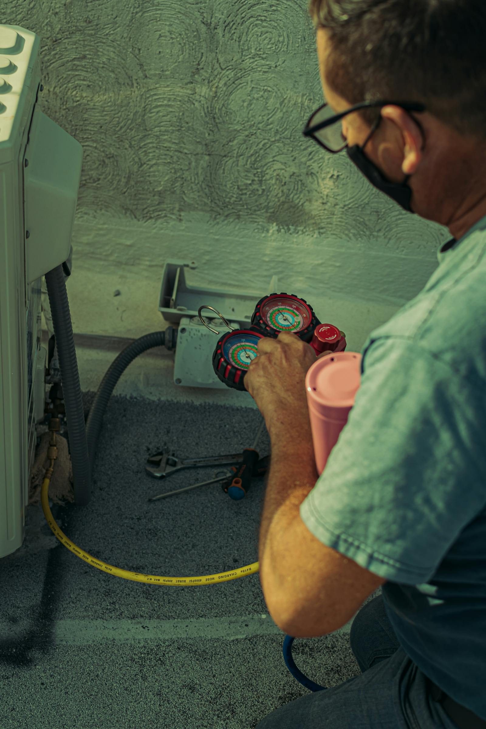 Air conditioning pressure gauges used during commissioning